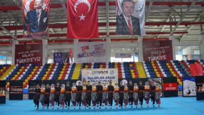 Adıyaman’da düzenlenen Kulüpler Arası Halk Oyunları Bölge Yarışması, 30 kulüp