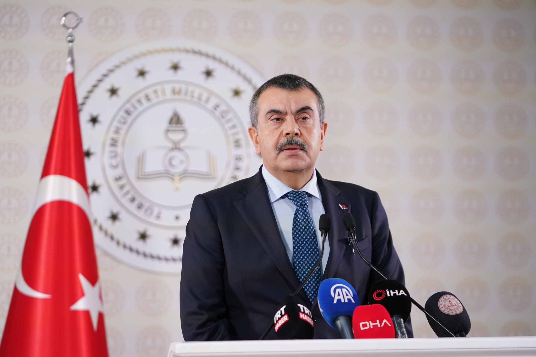 Millî Eğitim Bakanı Yusuf Tekin, Bakanlık merkez binasında düzenlediği basın