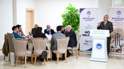 Battalgazi Belediyesi tarafından düzenlenen çalıştayda, ilçenin tarihî mirası, kültürel değerleri
