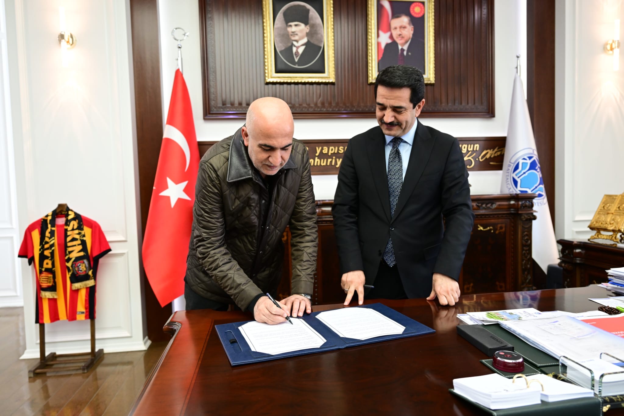Battalgazi Belediyesi ile hayırsever iş insanı Osman Yağız arasında imzalanan