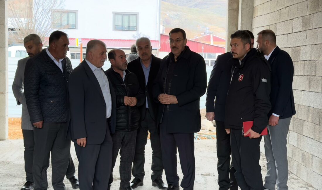 AK Parti Malatya Milletvekili Bülent Tüfenkci, Doğanşehir Erkenek Mahallesi’nde yürütülen