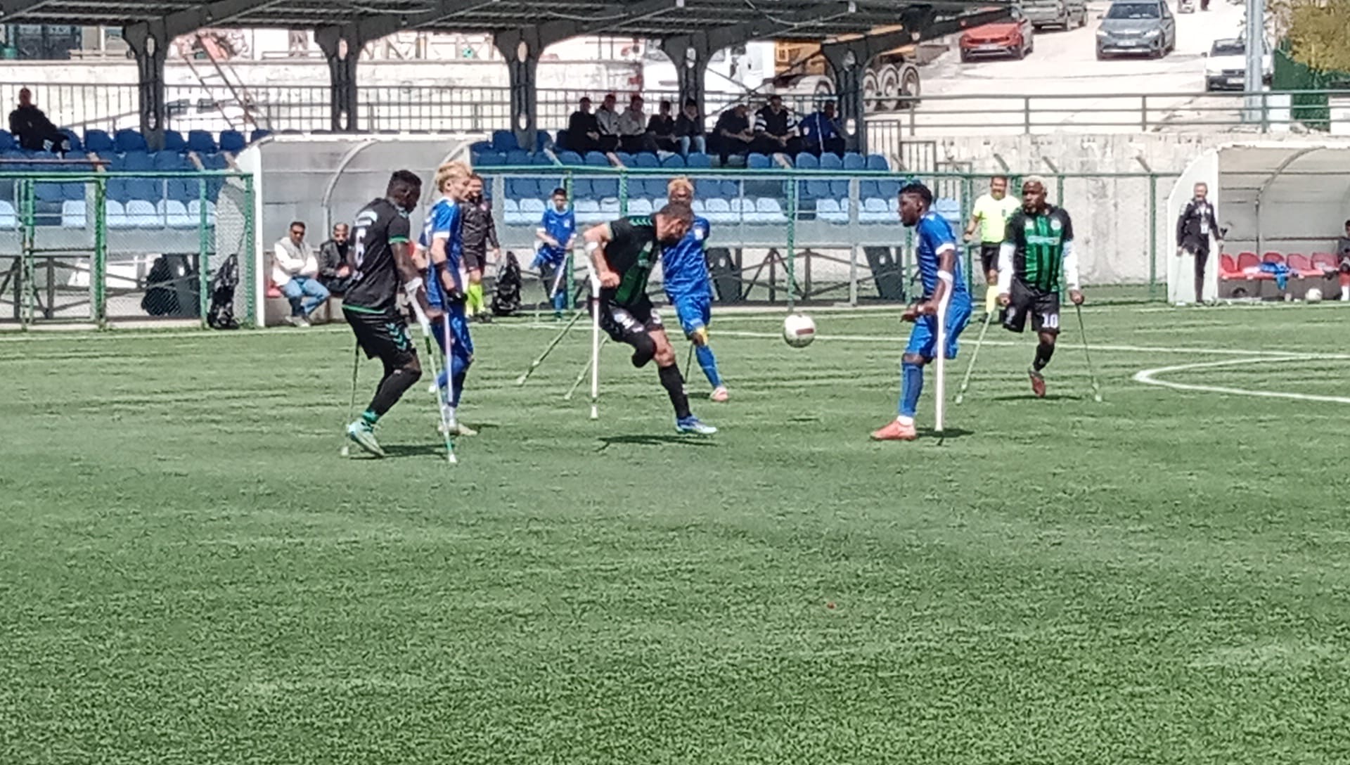 Büyükşehir Ampute Futbol Takımı Yarı Finalde