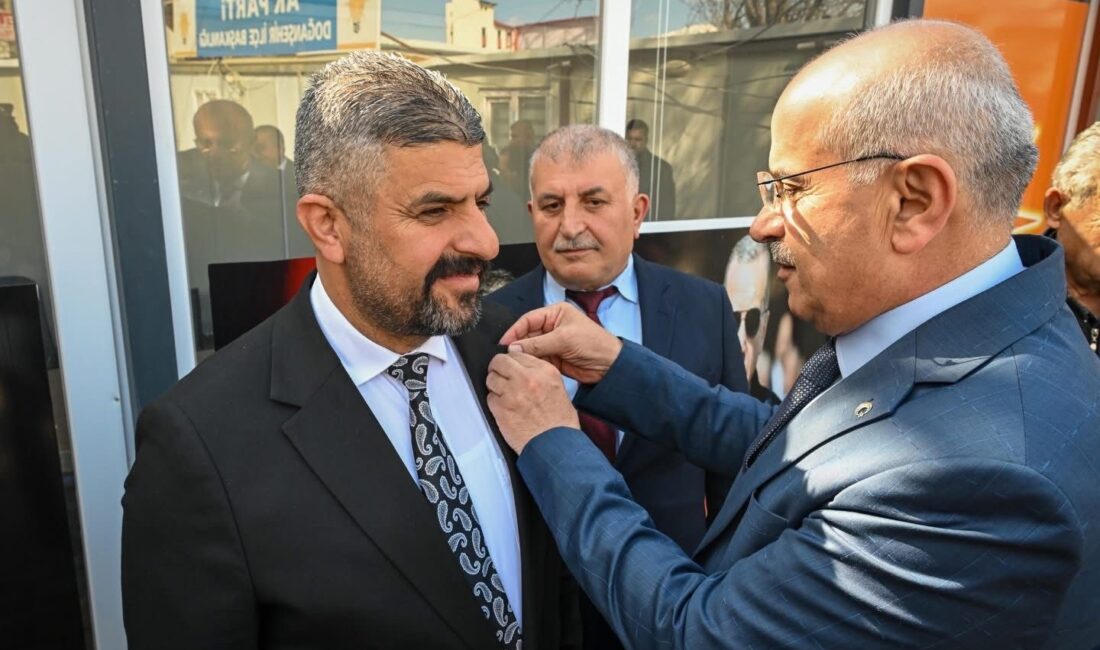 Doğanşehir’de CHP’den istifa eden Belediye Meclis Üyesi ve Büyükşehir Belediye