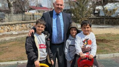 Doğanşehir Belediye Başkanı Mehmet Bayram, "Parksız Mahalle Kalmayacak" hedefiyle ilçedeki