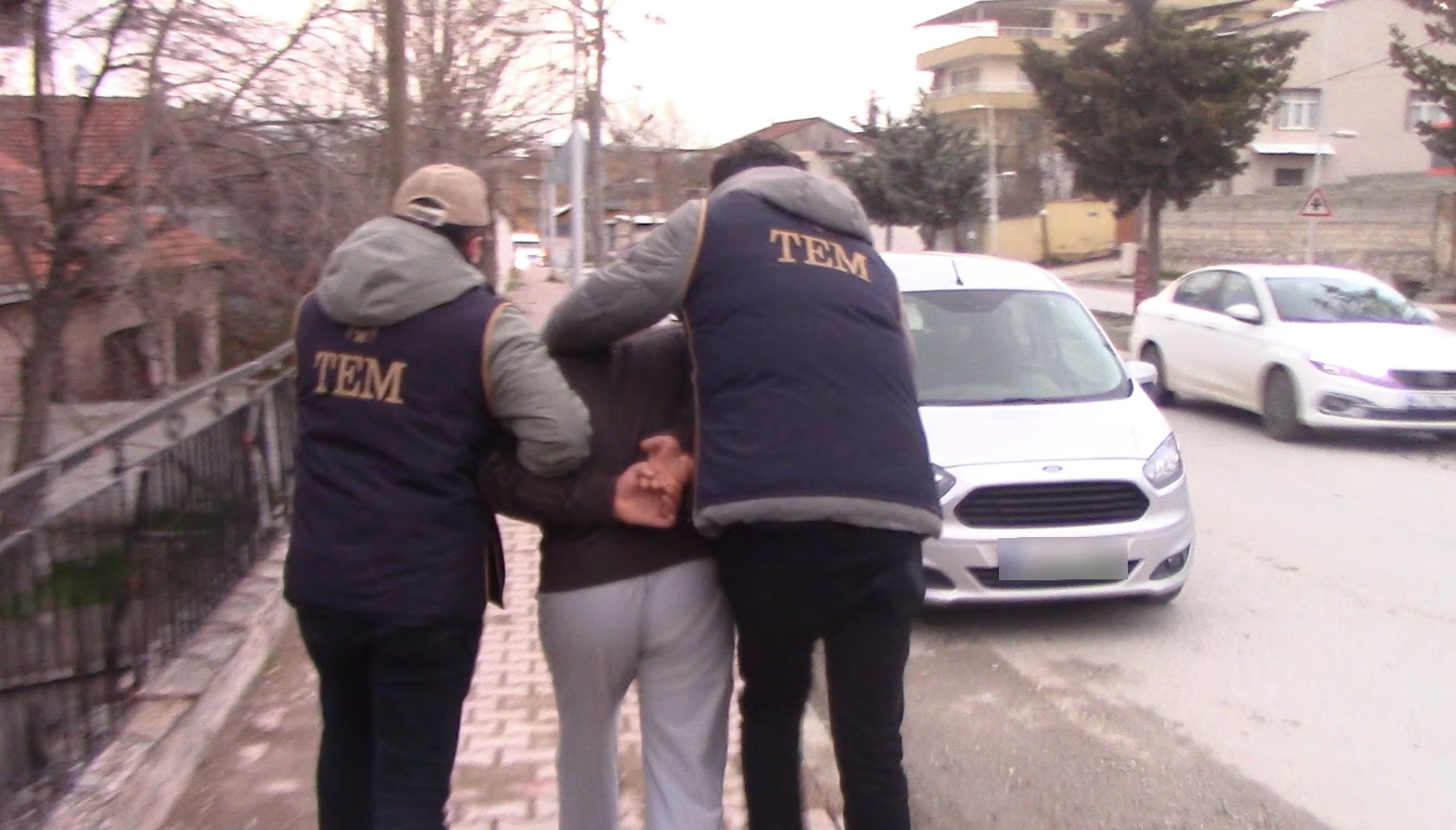 Malatya merkezli iki ilde düzenlenen eş zamanlı operasyonda, DEAŞ terör