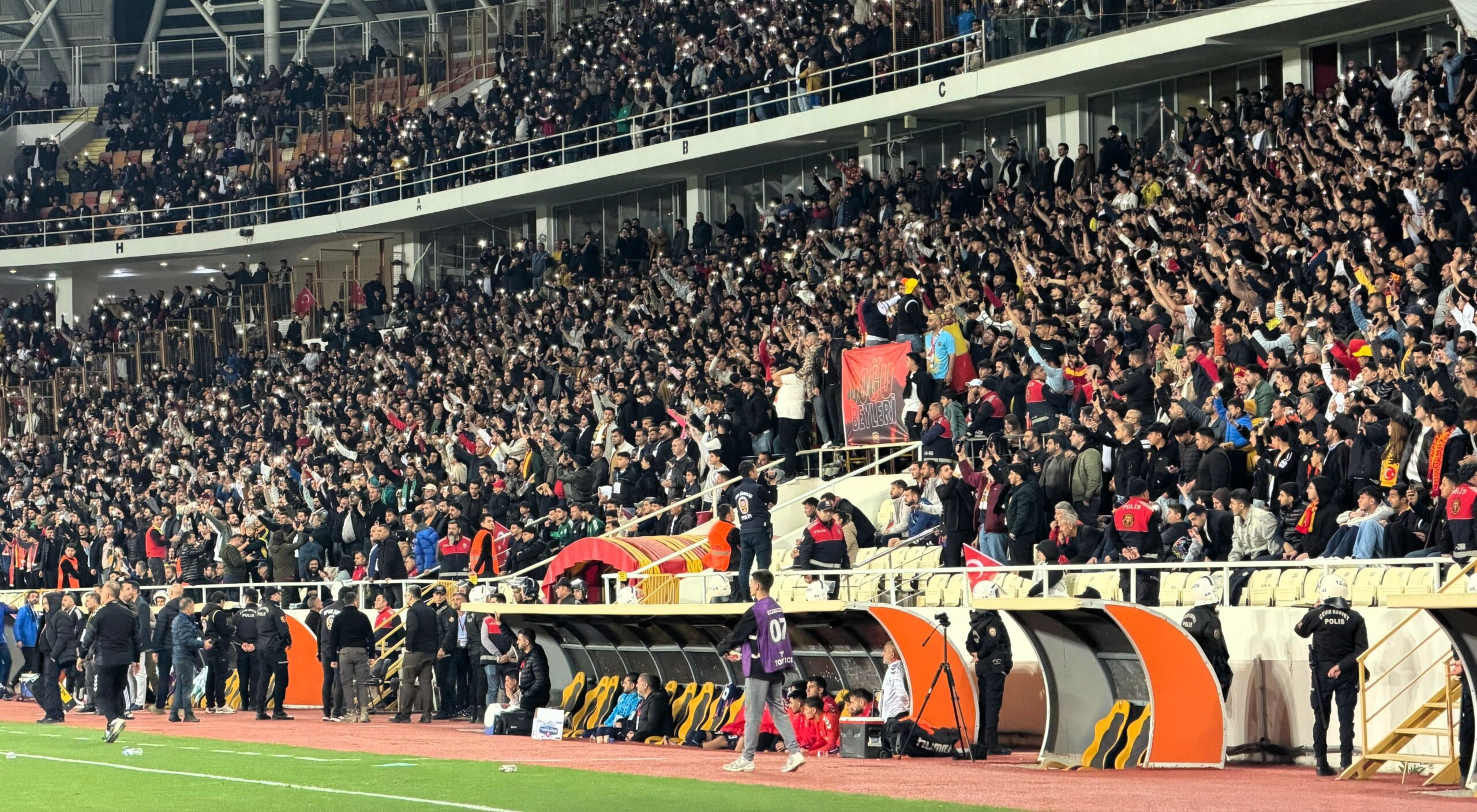 Yeşilyurtspor'a para cezası verildi: Saha olayları can yaktı!