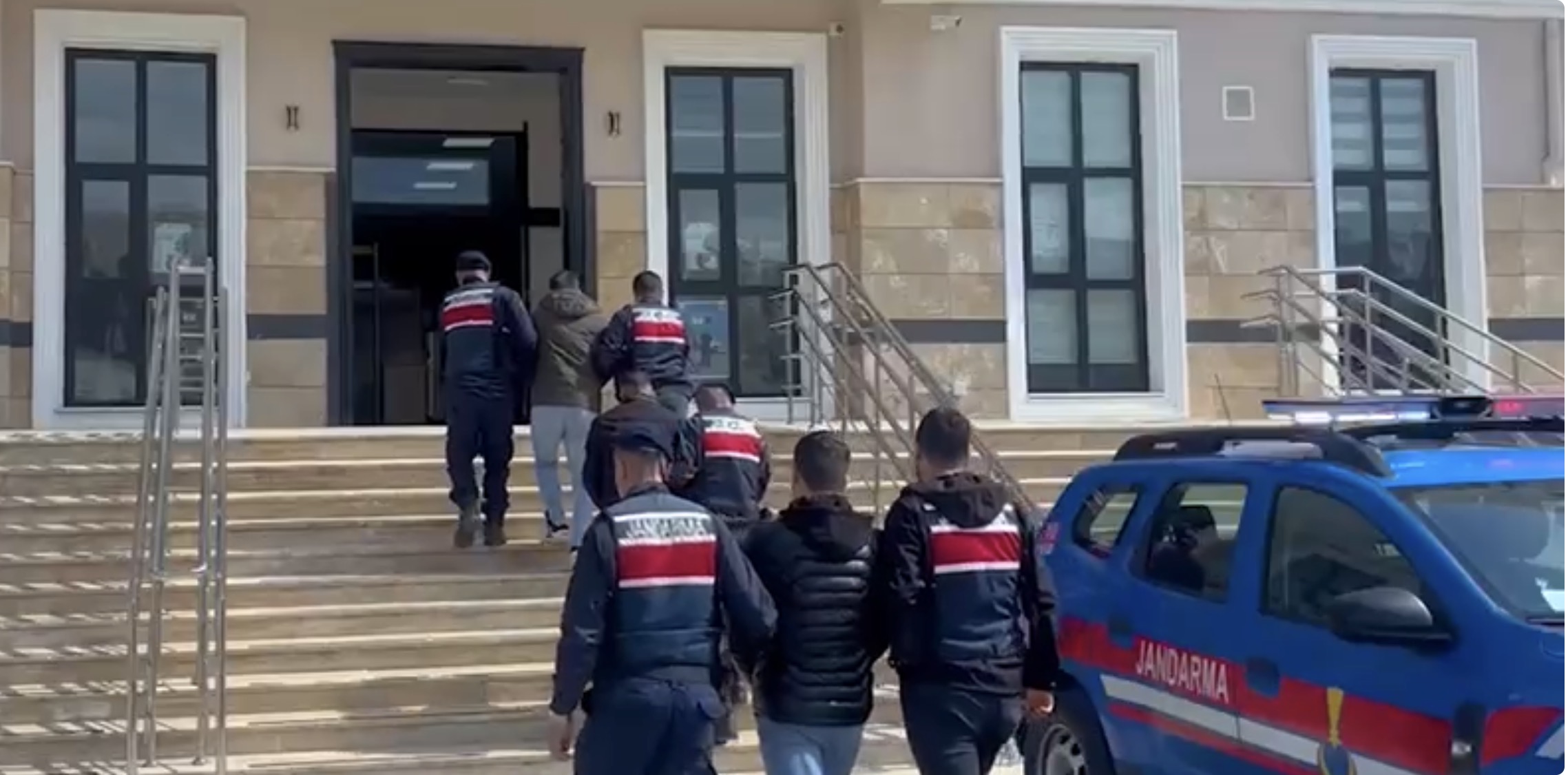Sosyal medyada “düşük faizli kredi” vaadiyle dolandırılan bir vatandaşın şikâyeti