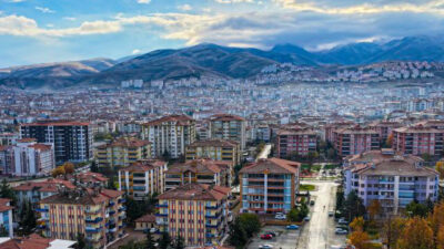 Malatya’da hafta sonu gök gürültülü sağanak yağışlar beklenirken, sıcaklıklar 9