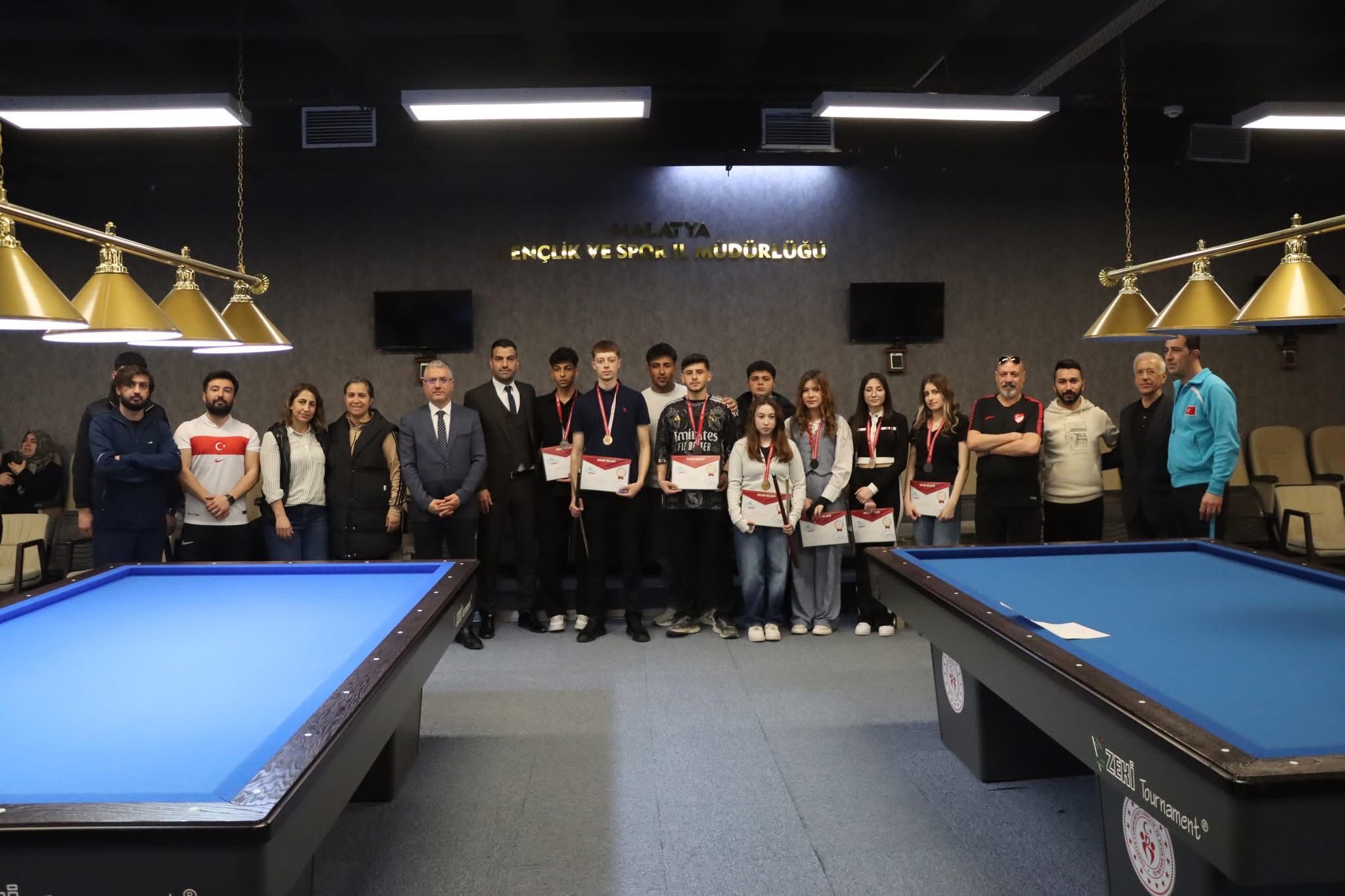 Malatya’da düzenlenen Okul Sporları Gençler Bilardo Pool 8 Top İl