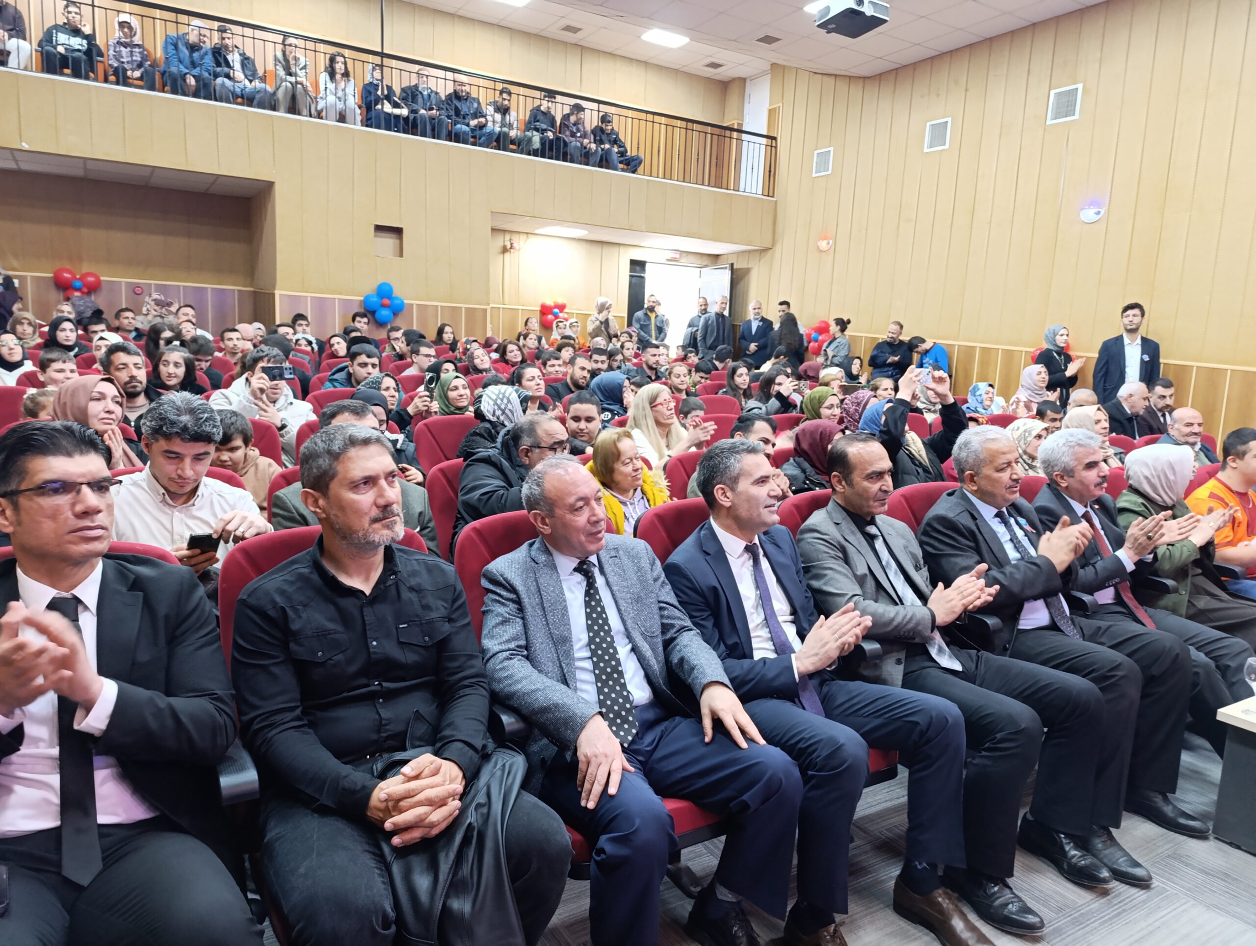 2 Nisan Dünya Otizm Farkındalık Günü kapsamında başlayan Otizm Farkındalık