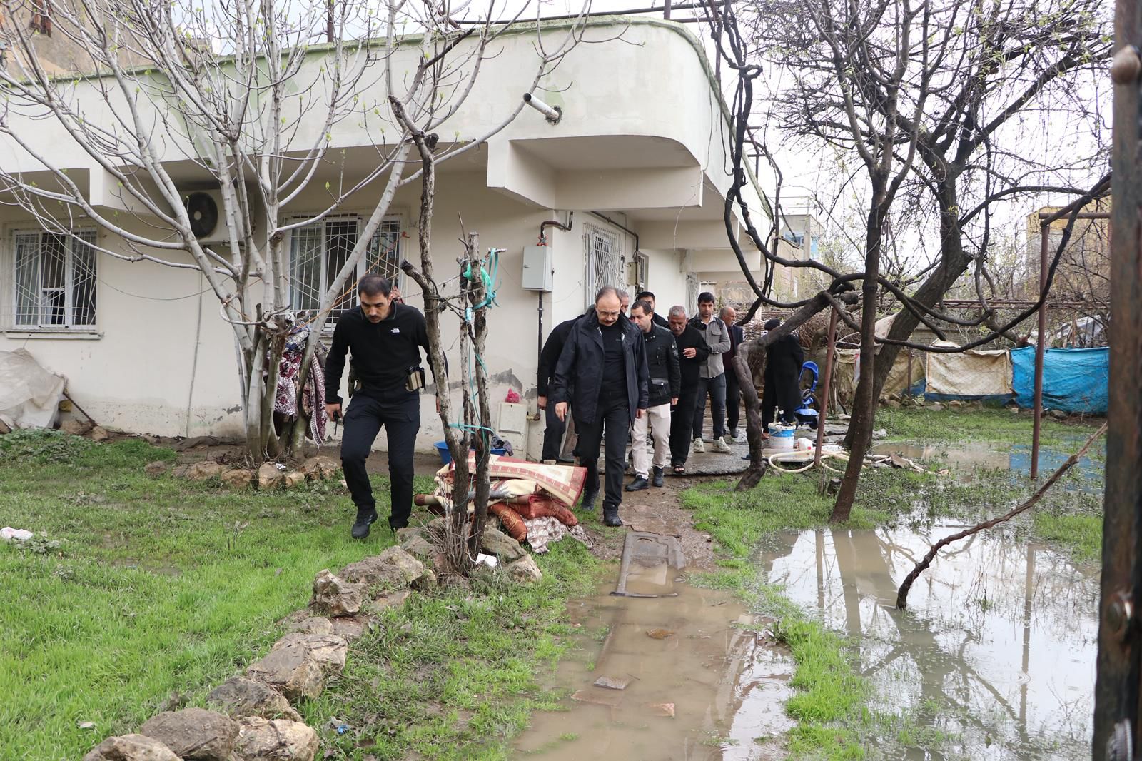 Siirt’te etkili olan aşırı yağışların ardından meydana gelen sel baskınları