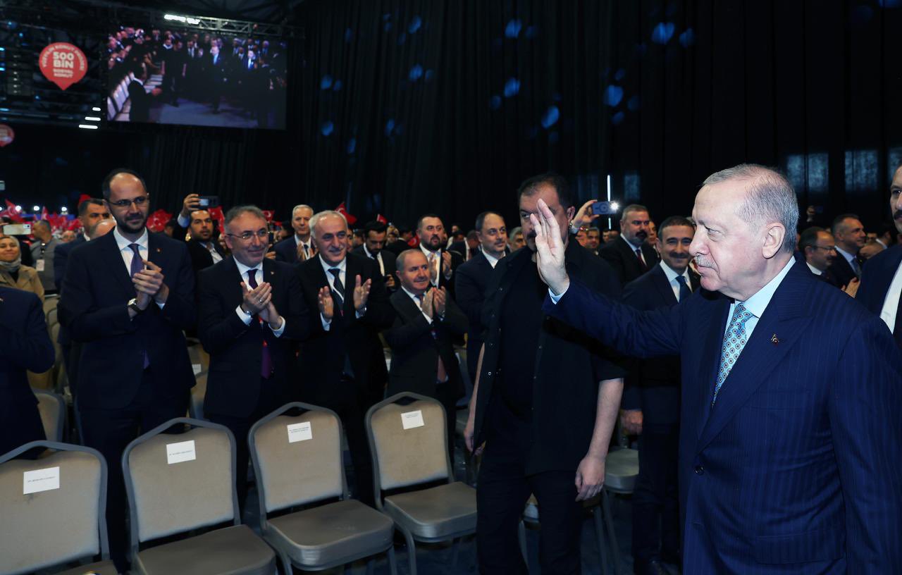 Cumhurbaşkanı Recep Tayyip Erdoğan, İstanbul’da başlatılacak kiralık sosyal konut uygulamasının