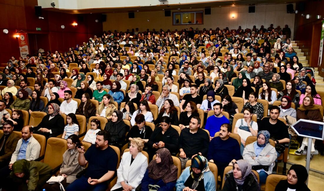 Yeşilyurt Belediyesi Kadın ve Aile Hizmetleri Müdürlüğünün ‘Aile Saadetleri’ Konferansları