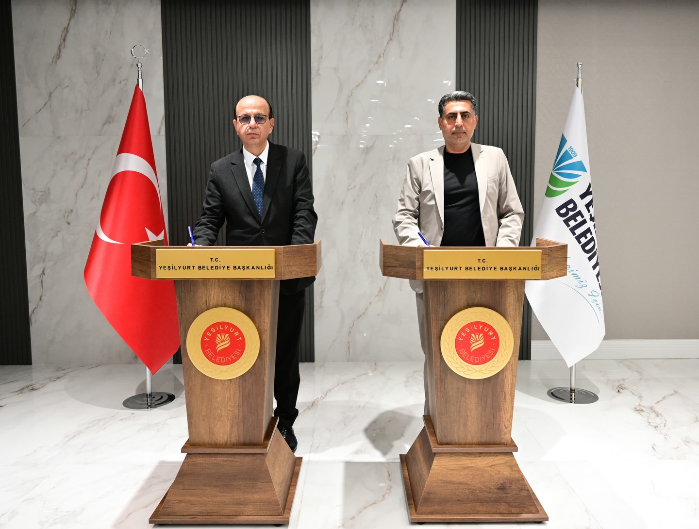 Yeşilyurt Belediyesi, sosyal belediyecilik çalışmaları kapsamında ilçeye yeni bir taziye