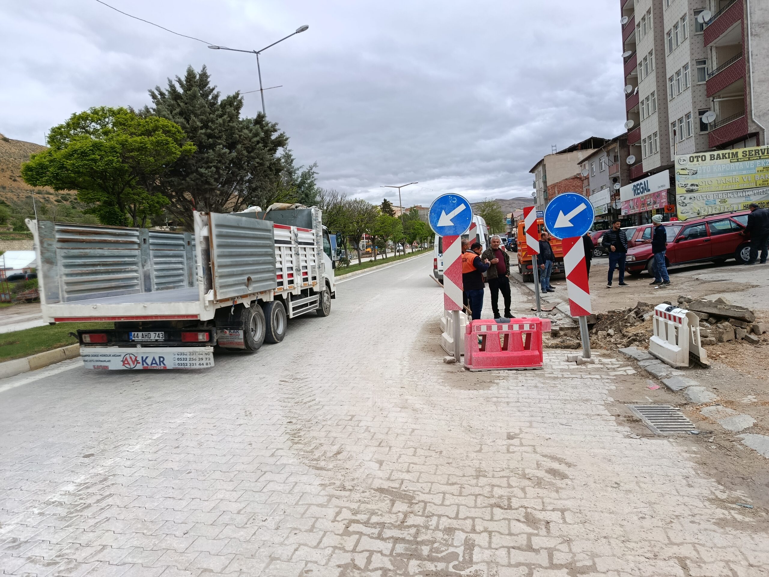 D300 Karayolu’ndaki çökme ve menfez sorunu, Bakan Yardımcısı Osman Boyraz’ın