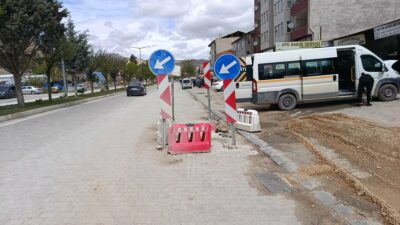 Darende’de D-300 Karayolu üzerindeki menfez çalışmasının yaklaşık 5 aydır tamamlanamaması
