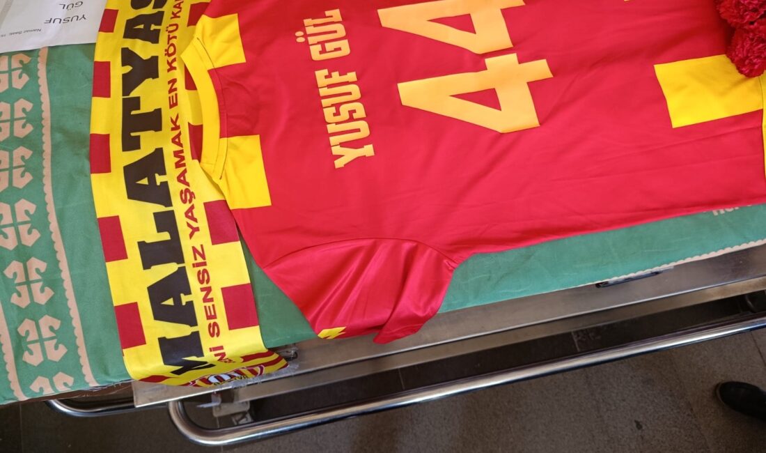 Ankara Malatyalılar Derneği Başkanı ve eski Malatyaspor futbolcusu Yusuf Gül,