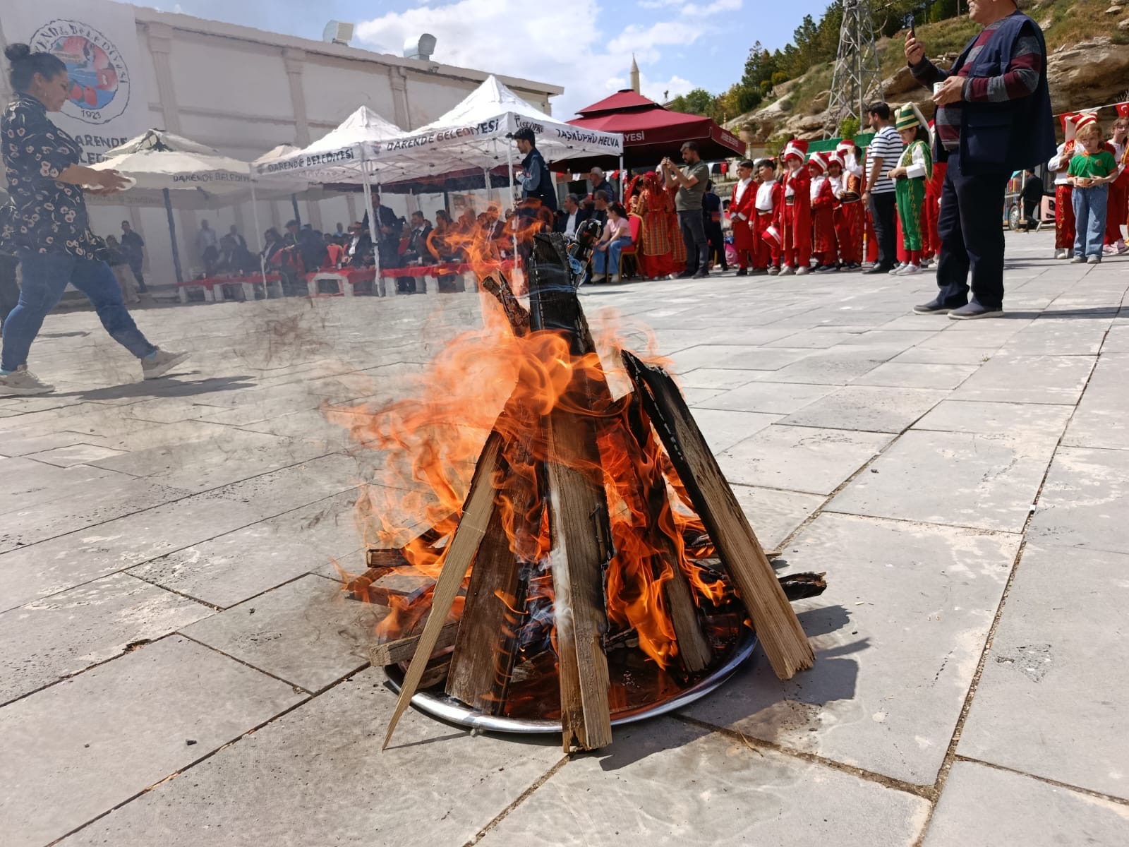 Kültür ve Turizm Bakanlığı himayesinde bu yıl Darende’de düzenlenen Hıdırellez