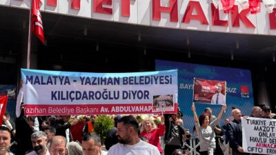 CHP Genel Merkezi’nde bugün düzenlenecek bayramlaşma programı öncesi Malatya’dan çok