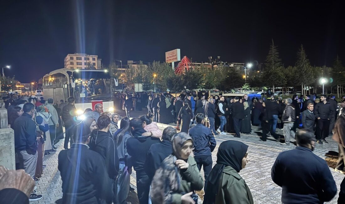 Malatya’da 6’sı din görevlisi olmak üzere 182 kişiden oluşan ilk
