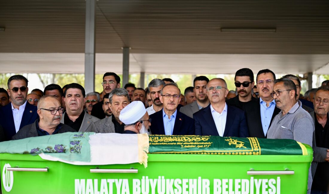 MHP Malatya Milletvekili Mehmet Fendoğlu’nun annesi Hatice Suzan (Müzeyyen) Fendoğlu,