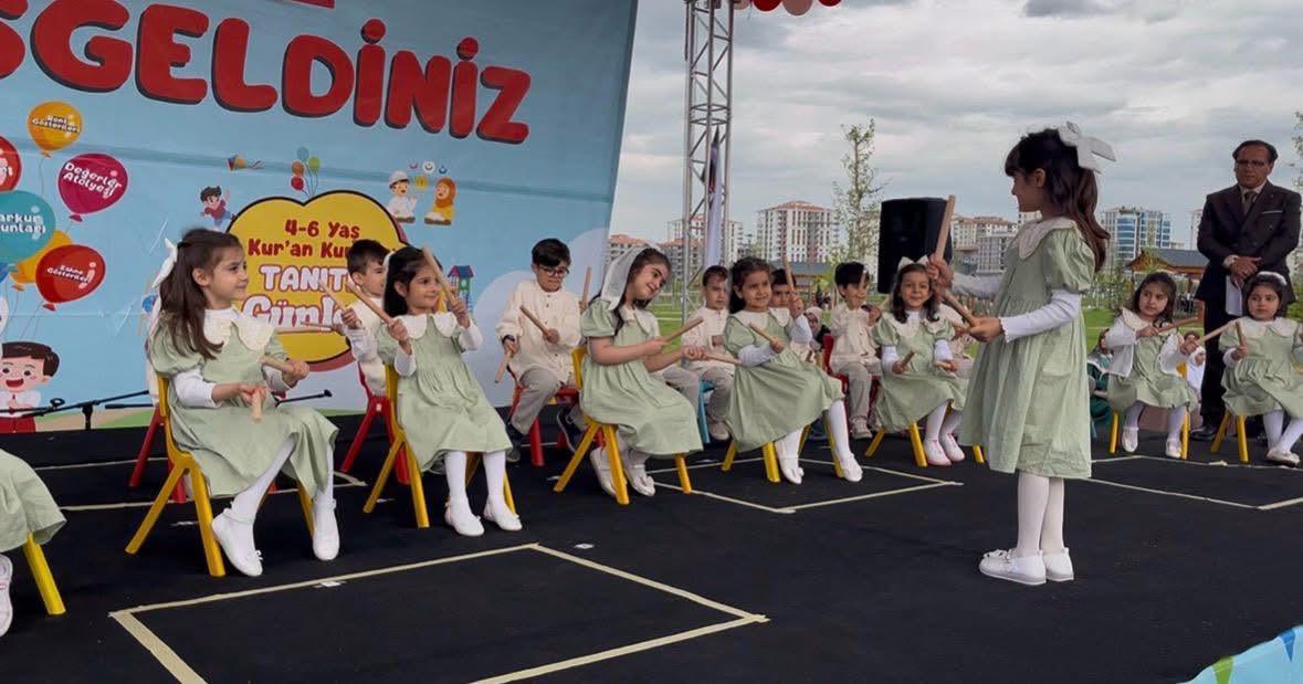 Malatya’da düzenlenen Aile-Çocuk Buluşması kapsamında başlayan etkinlikte, 4-6 yaş Kur’an