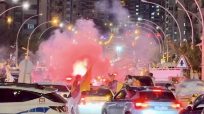 Galatasaray’ın Süper Lig’de şampiyonluğunu ilan etmesinin ardından Malatya’da binlerce sarı-kırmızılı