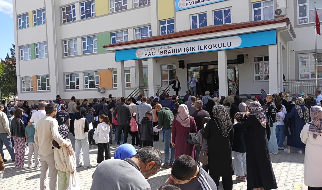 Malatya’da hafızlık eğitimine yönelik yürütülen projeye öğrenciler yoğun ilgi gösterdi.