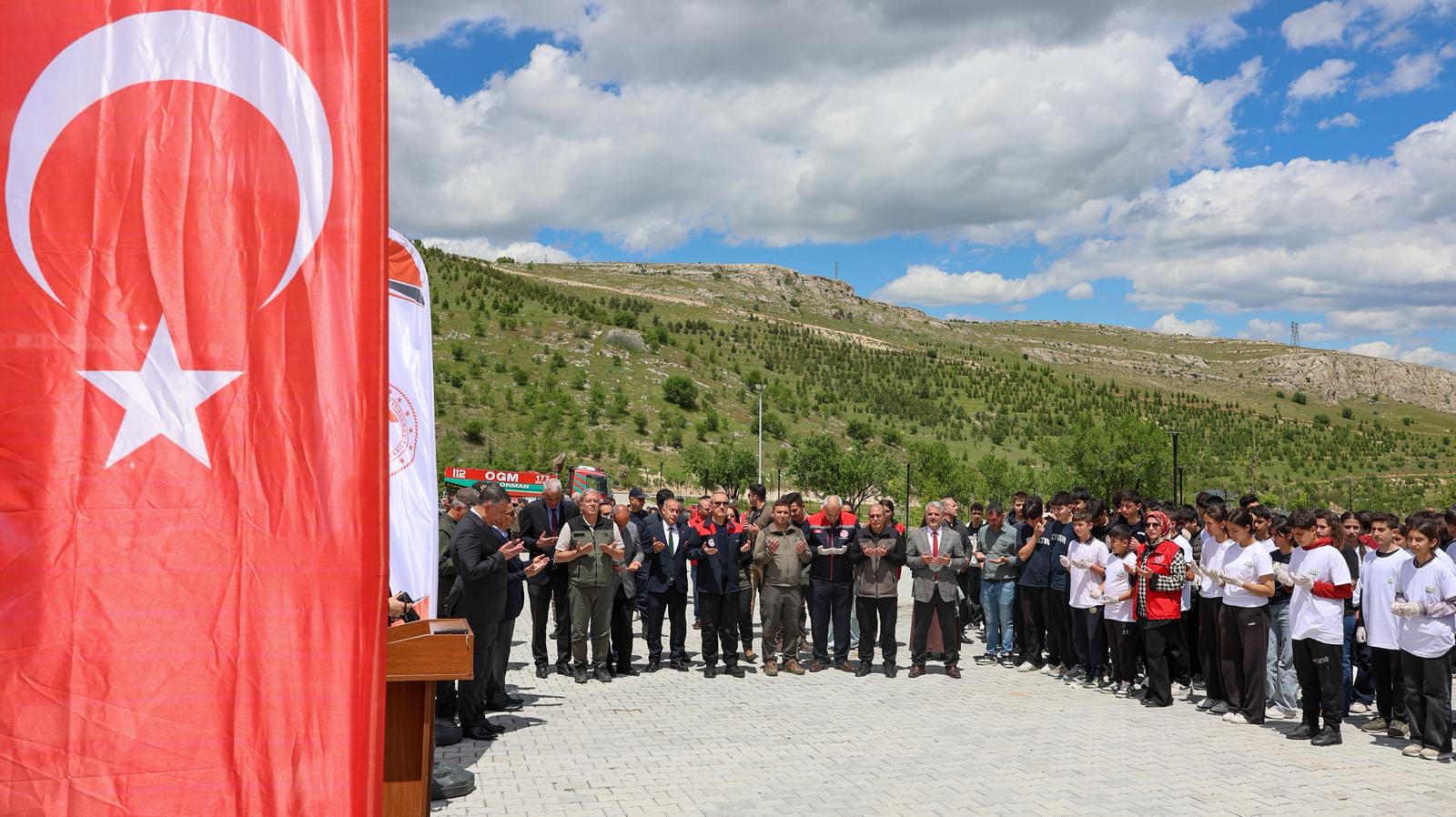 Malatya’da “Orman Benim” kampanyası kapsamında orman yangınlarına karşı farkındalık oluşturmak