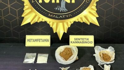 Malatya’da polis ekiplerince sokak satıcılarına yönelik düzenlenen narkotik operasyonunda 3