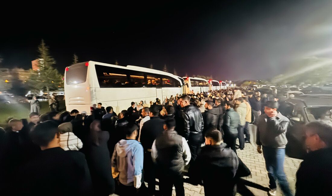 Malatya’dan kutsal topraklara gidecek ikinci hac kafilesi, düzenlenen törenle dualar
