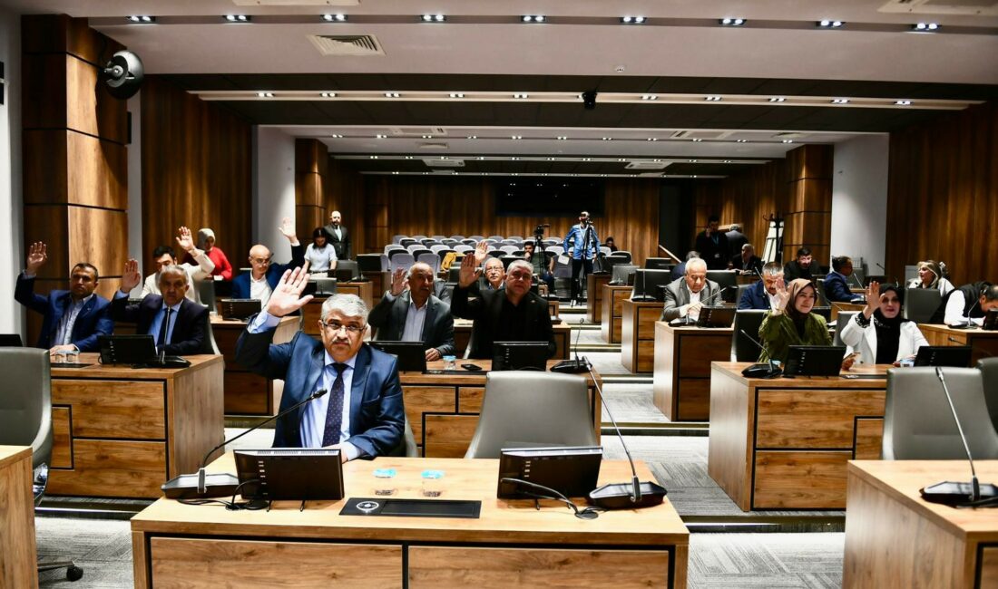 Yeşilyurt Belediye Başkanı Prof. Dr. İlhan Geçit Başkanlığında toplanan Yeşilyurt