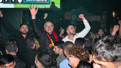Nesine 3. Lig play-off yarı finalinde Yeşilyurtspor’un finale yükselmesi Malatya’da