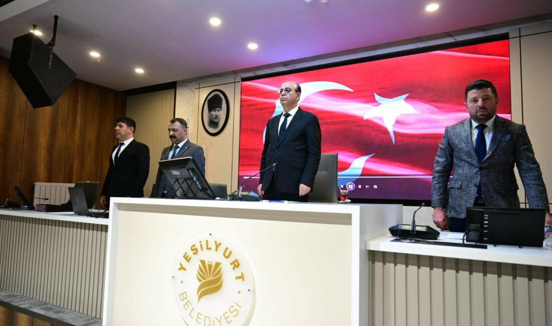 Yeşilyurt Belediye Meclisinin Mayıs Ayı 1.Olağan Toplantısında konuşan Yeşilyurt Belediye