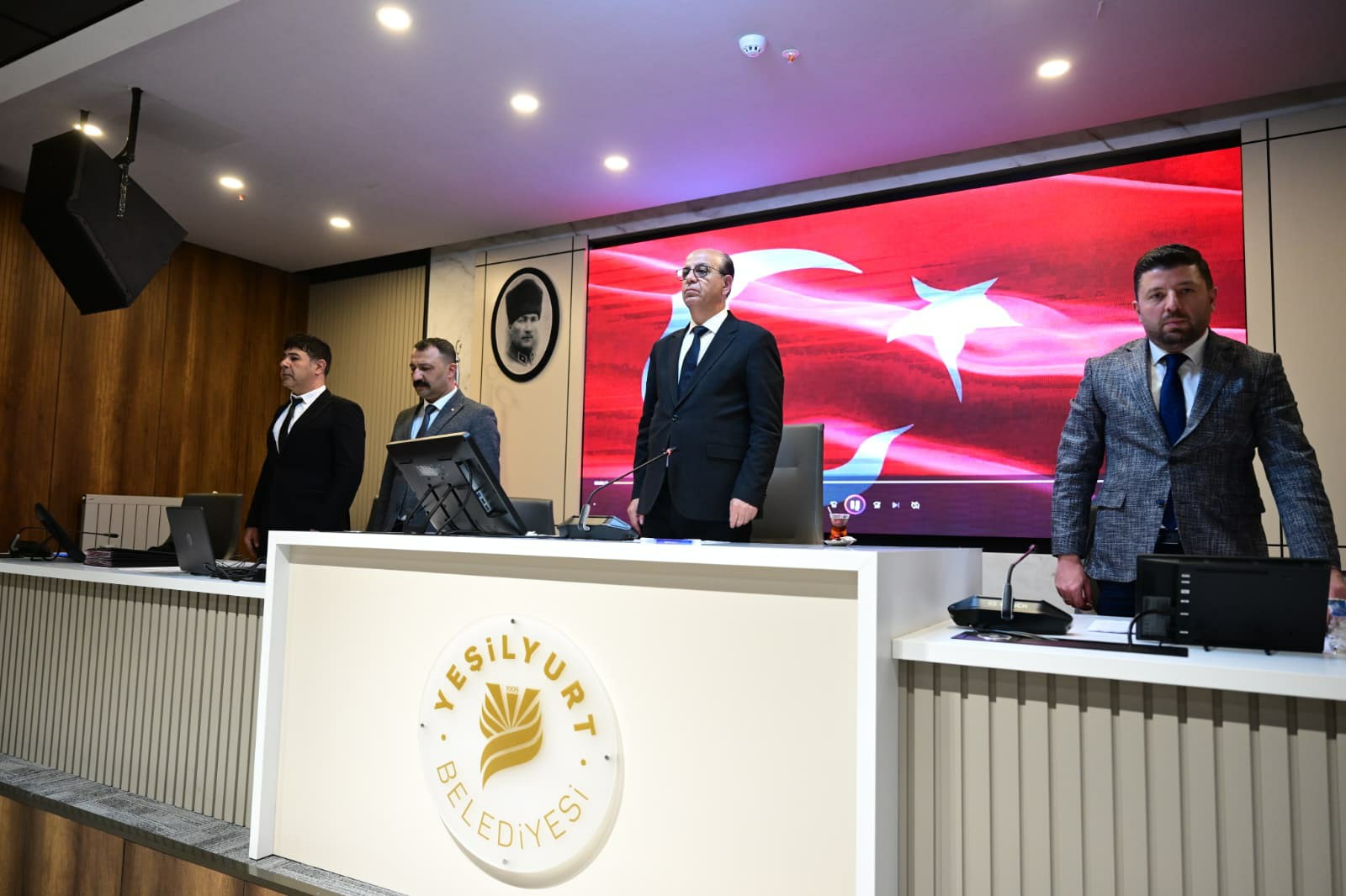 Yeşilyurt Belediye Meclisinin Mayıs Ayı 1.Olağan Toplantısında konuşan Yeşilyurt Belediye