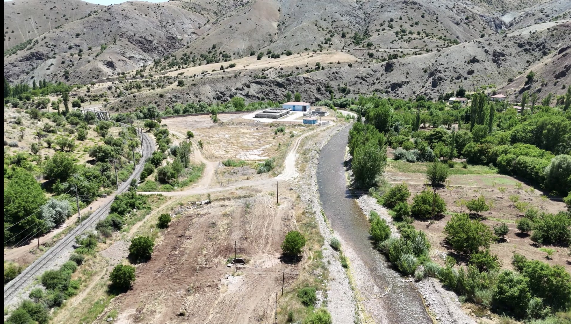 Eylül 2023’te hizmete alınan Hekimhan Atık Su Arıtma Tesisi’nde ulaşım