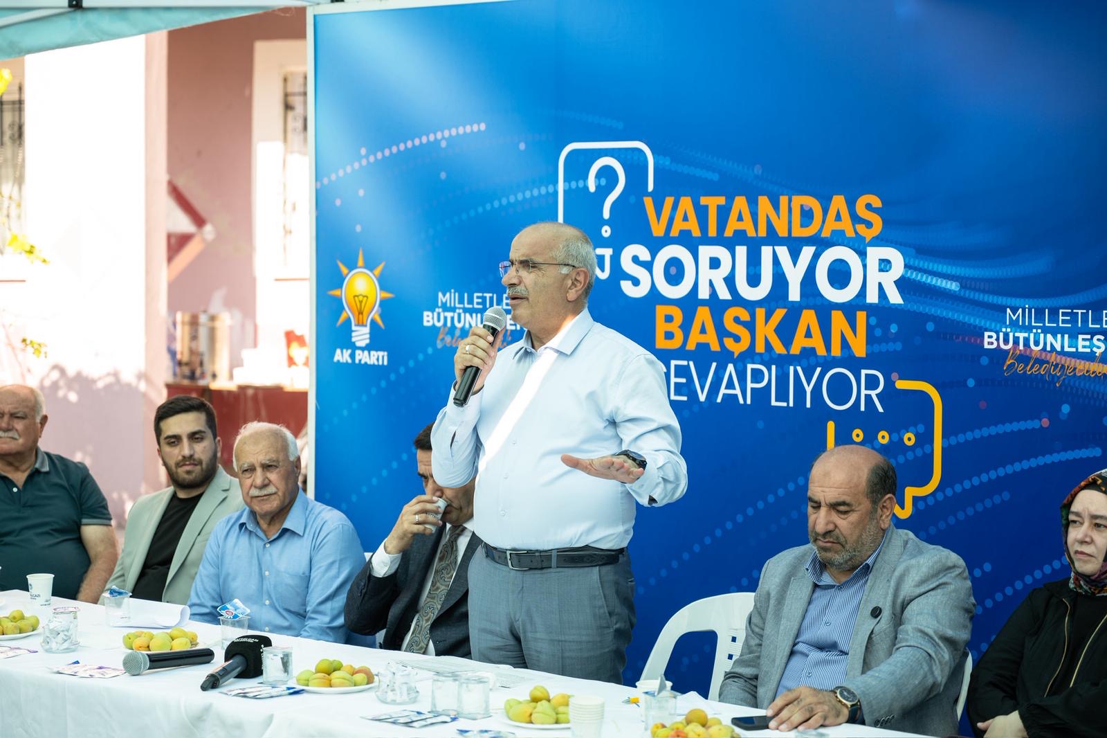 Malatya Büyükşehir Belediye Başkanı Sami Er, deprem sonrası kent genelinde