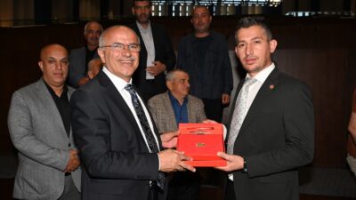 Malatya Büyükşehir Belediye Başkanı Sami Er, mahallelerin ihtiyaç ve taleplerini