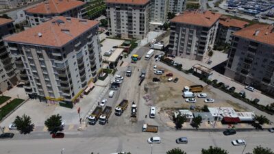 Battalgazi Belediyesi, yaz sezonuyla birlikte ilçe genelinde asfalt çalışmalarını hızlandırdı.