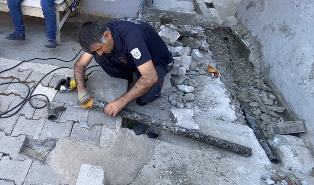 Yeşilyurt’ta yer altından gelen miyav sesleri üzerine başlatılan çalışmada, su