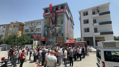 CHP Malatya İl Başkanlığı görevinden alınan Barış Yıldız ve beraberindeki