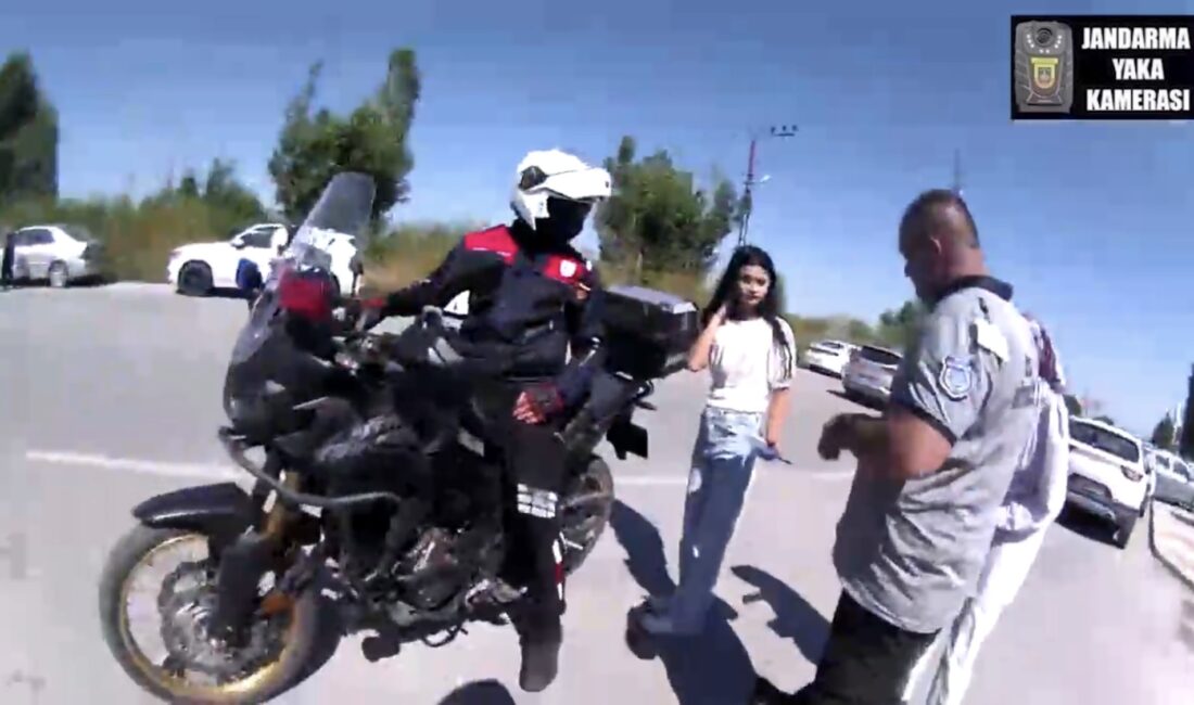 Malatya’da YKS maratonunda yanlış sınav merkezine giden öğrenciler, jandarma ekiplerinin