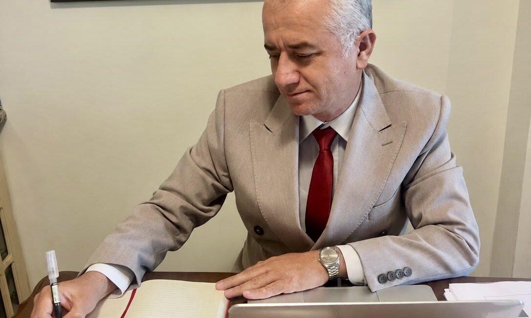 Malatya İş İnsanları Platformu Başkanı Ahmet Özköse, bir iş insanının