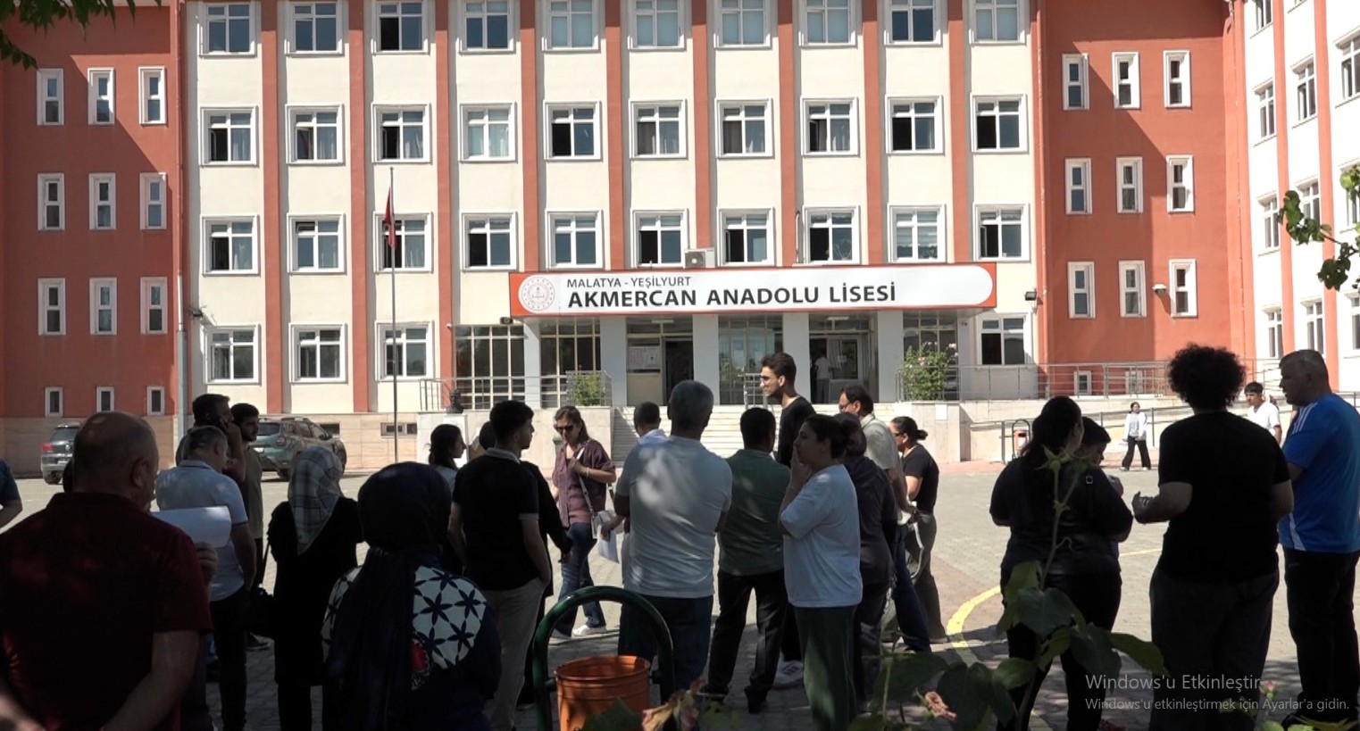 Malatya’da milyonlarca öğrencinin geleceğini şekillendirecek Yükseköğretim Kurumları Sınavı’nın (YKS) ilk