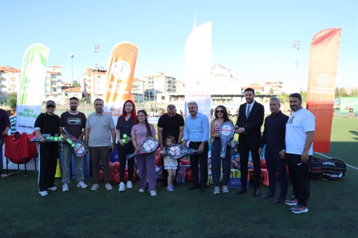 Gençlik ve Spor Bakanlığı tarafından Türkiye'nin 81 ilinde eş zamanlı