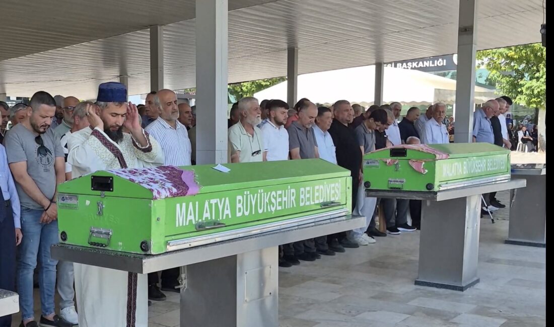 Malatya’da psikiyatrik tedavi gördüğü belirtilen babanın silahlı saldırısında hayatını kaybeden