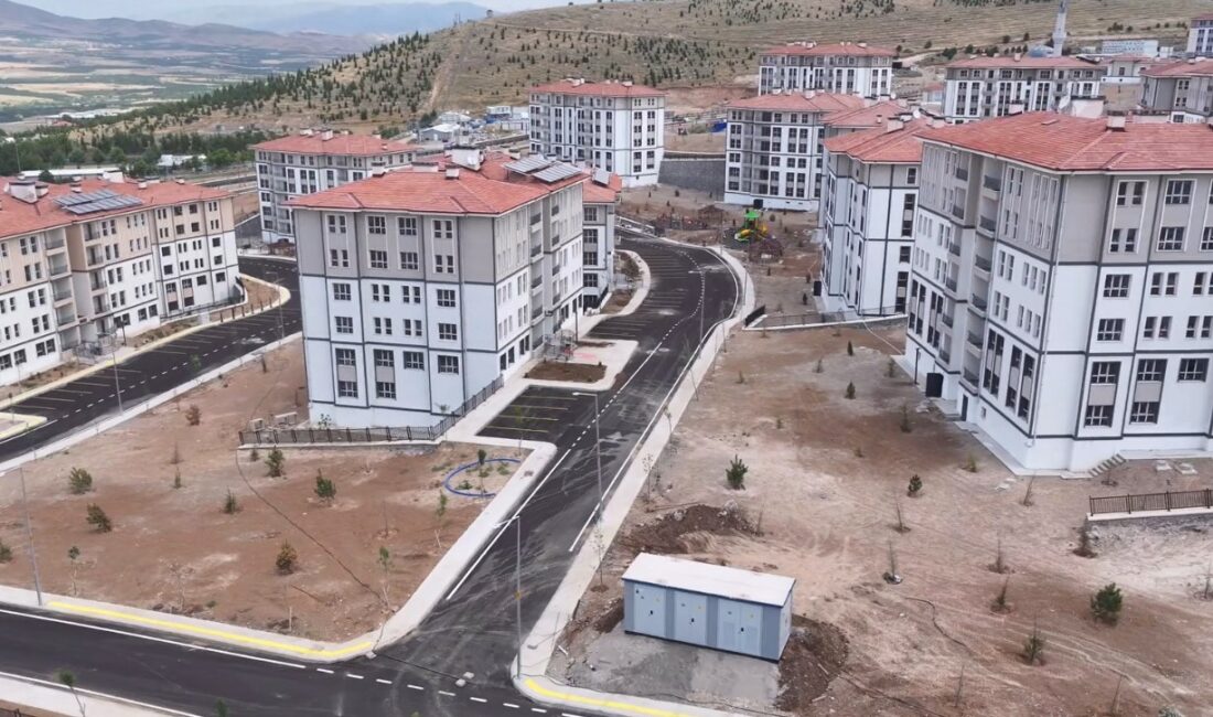 Malatya Valisi Seddar Yavuz, Büyükşehir Belediye Başkanı Sami Er ve