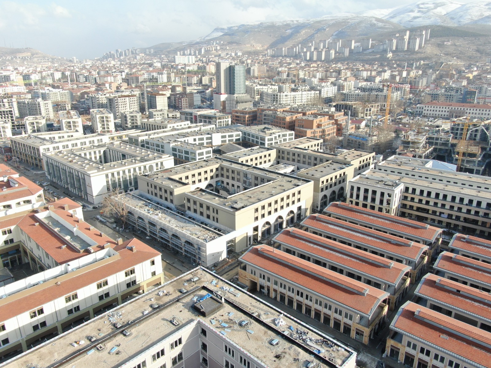 AK Parti Malatya Milletvekili Abdurrahman Babacan, Yeni Malatya Çarşısı’nda uygulanacak