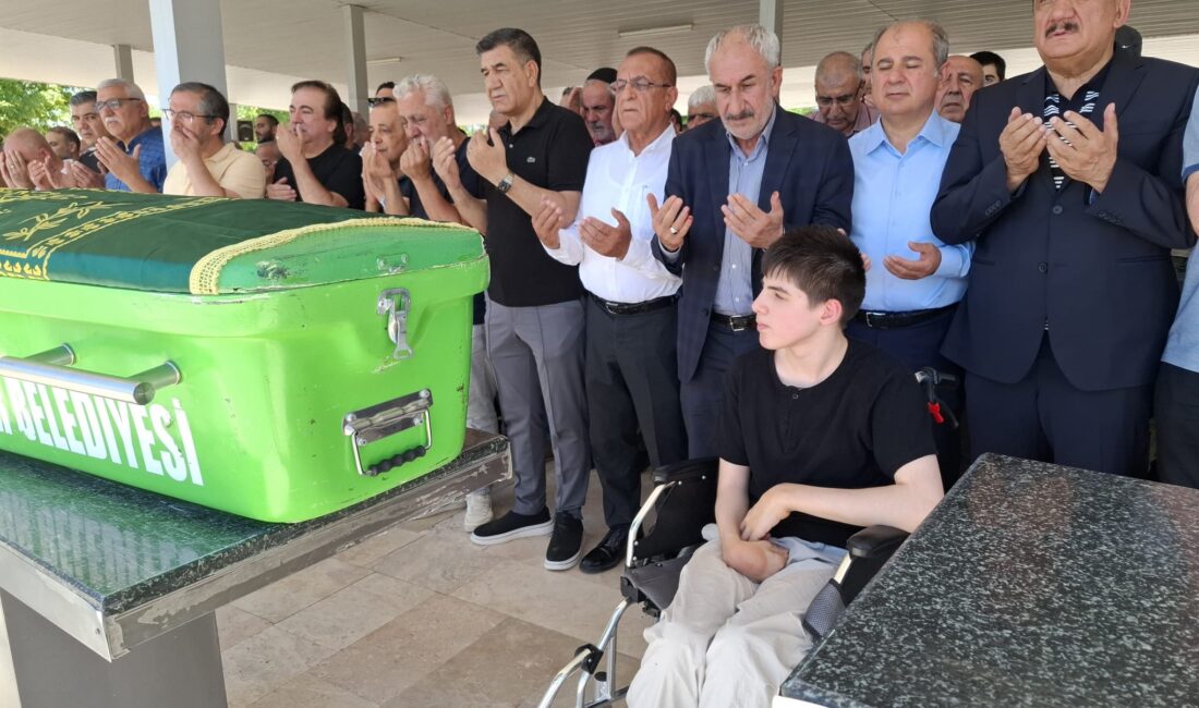 Malatya’da iş dünyasının tanınan isimlerinden iş insanı Keşşaf Kodaman’ın oğlu