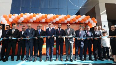 Malatya’da yaklaşık 220 milyon liralık yatırımla kurulan kayısı entegre tesisinin